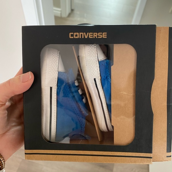 Baby Converse - Picture 3 of 4
